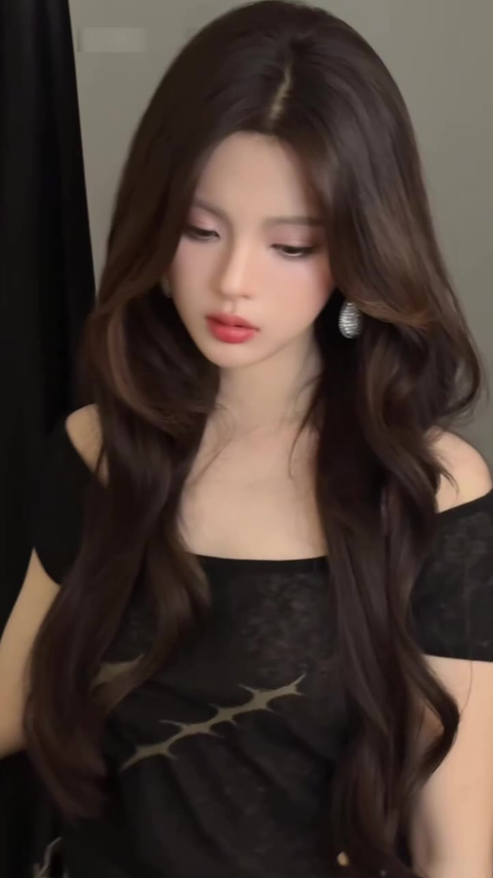 杨超越_人间锦鲤天然呆大胆小骚极致反差婊（PMV）-秘密图库
